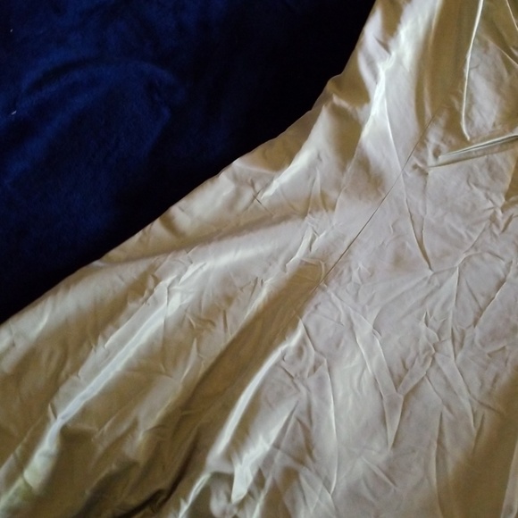 Duo chrome green two piece mermaid ball gown - Picture 5 of 8